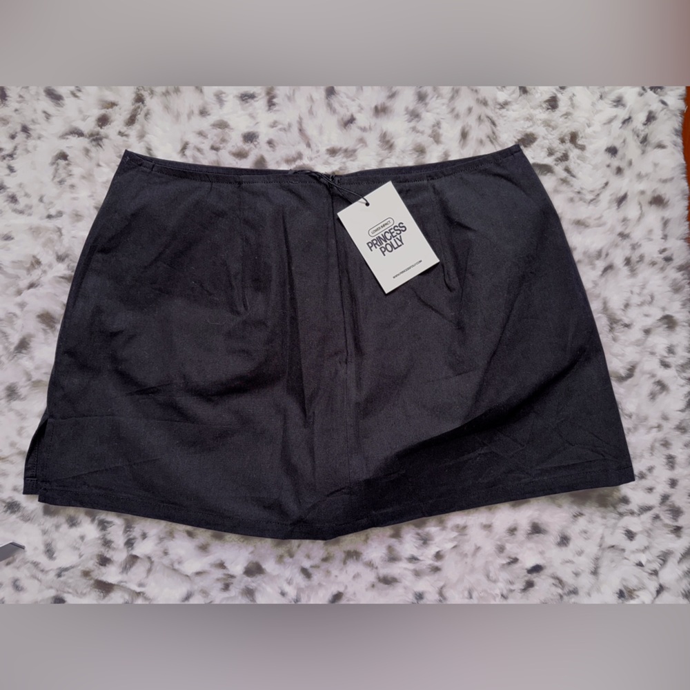 Princess Polly: Black Gigi Skort